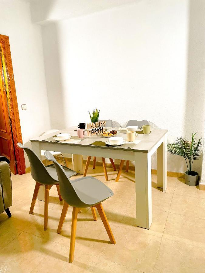 Apartamento Centro Playa Estacion De Tren Málaga Dış mekan fotoğraf